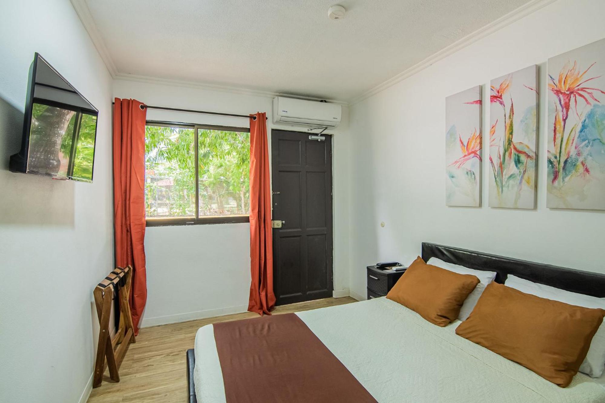 Jaco Lodge Quiet Place (Adults Only) Exteriör bild